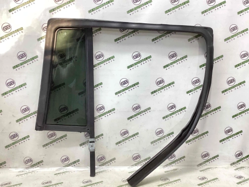 Стекло форточки дверей 0273-155 Jeep Compass 11-16  5074661AI 