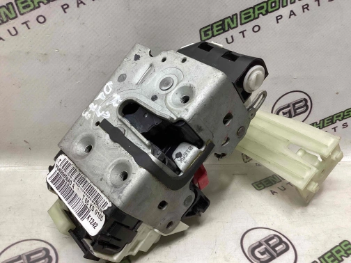 Замок двери задней правой 0273-190 Jeep Compass 11-16  04589650AD 
