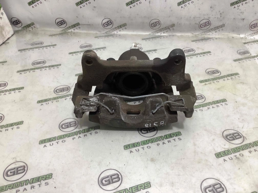 Суппорт передний правый 0318-123 Volkswagen Passat B7 USA  5N0615124 