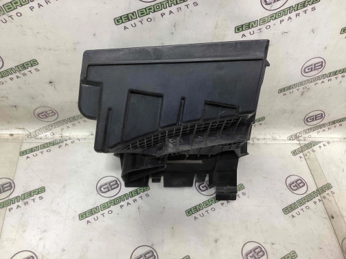 Крышка, корпус блока предохранителей 0318-248 Volkswagen Passat B7 USA  5C0907361F 