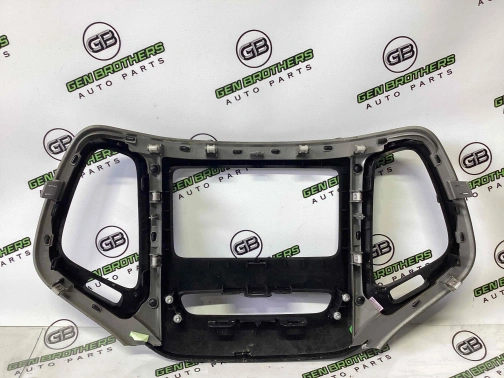 Рамка магнитолы 0577-008 Jeep Cherokee KL 14-18  6MC961S5AA 
