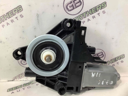 Моторчик стеклоподъемника 0736-061 Jeep Cherokee KL 14-18  68227224AA 