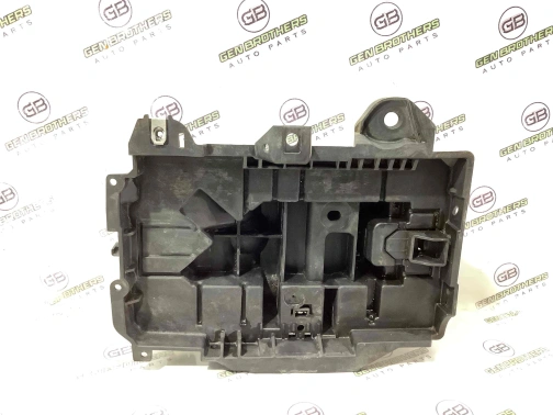 Полка аккумулятора, крышка, крепеж (площадка АКБ) 0736-070 Jeep Cherokee KL 14-18  68186053AC 