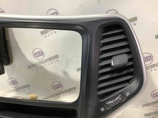 Рамка магнитолы 0736-192 Jeep Cherokee KL 14-18  1WG521SAAD 