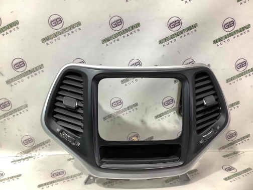 Рамка магнитолы 0736-192 Jeep Cherokee KL 14-18  1WG521SAAD 