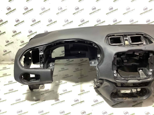 Панель передняя салона (торпедо) 0761-067 Jeep Renegade  5UV73LXHAA 