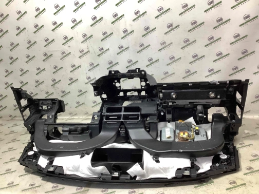 Панель передняя салона (торпедо) 0761-067 Jeep Renegade  5UV73LXHAA 