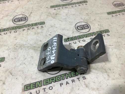 Петля дверей, замка дверей 0761-120 Jeep Renegade  68200945AA 