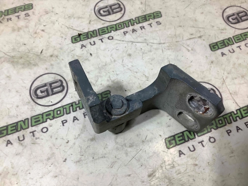 Петля дверей, замка дверей 0761-122 Jeep Renegade  68200944AA 