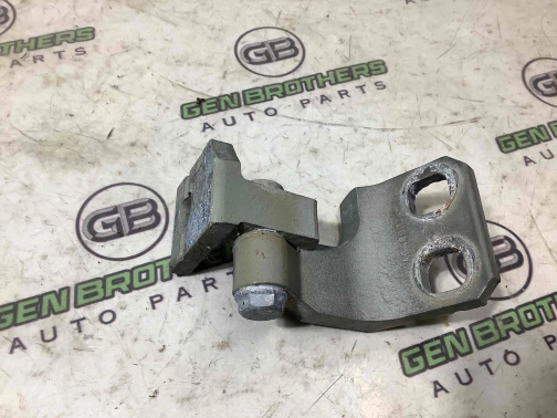Петля дверей, замка дверей 0761-122 Jeep Renegade  68200944AA 