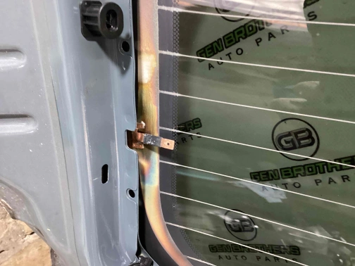 Стекло заднее, стекло крышки багажника 0761-145 Jeep Renegade  68256600AA 