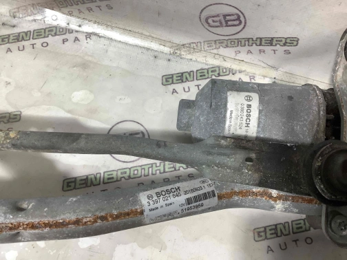 Жабо трапеции дворников, крепление жабо 0761-176 Jeep Renegade  51953959 