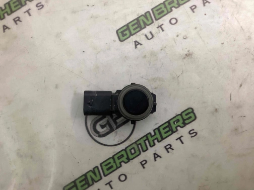 Датчик парктроника, крепеж, корпус 0761-199 Jeep Renegade  4727752AA 