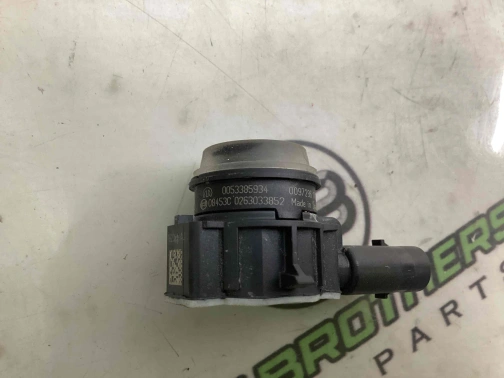 Датчик парктроника, крепеж, корпус 0761-201 Jeep Renegade  4727752AA 
