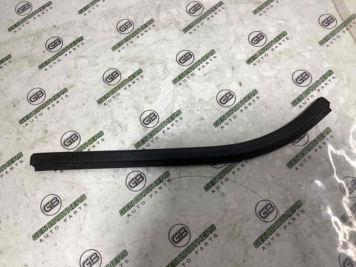 Уплотнитель стекла/двери 0761-321 Jeep Renegade  68520217AA 