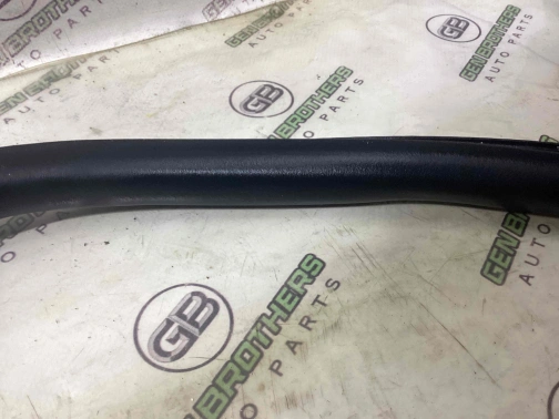 Уплотнитель стекла/двери 0761-367 Jeep Renegade  68339130AA 