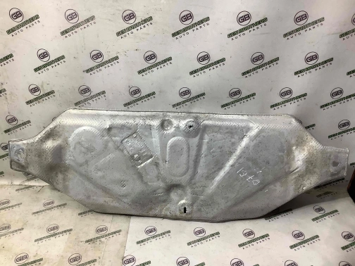 Теплоэкран, пластиковые изоляторы 0761-372 Jeep Renegade  68349820AA 