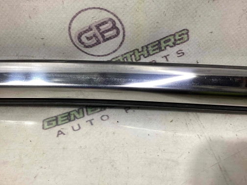 Уплотнитель стекла/двери 0967-009 Jeep Cherokee KL 18-23  68142972AD 