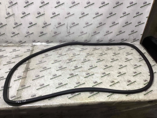 Уплотнитель стекла/двери 0967-276 Jeep Cherokee KL 18-23  5056306AA 