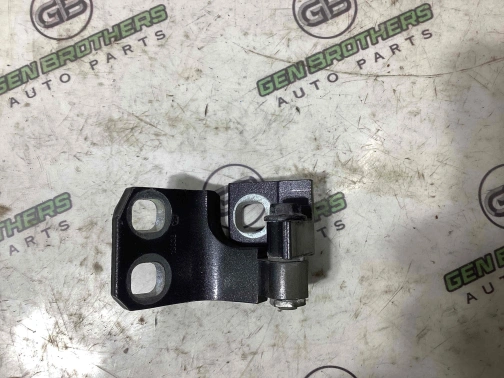 Петля дверей, замка дверей 0967-306 Jeep Cherokee KL 18-23  68140737AB 