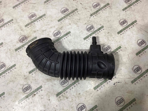 Патрубок воздушного фильтра 0967-351 Jeep Cherokee KL 18-23  68285598AC 