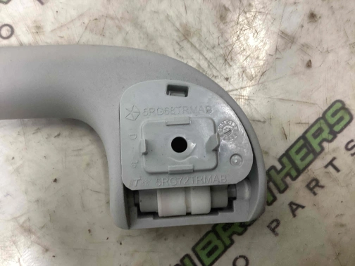 Ручка внутренняя потолочная 0967-357 Jeep Cherokee KL 18-23  5RG72TRMAB 