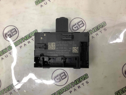 Блок управления дверью, блок комфорта 10251-065 Porsche Macan  4H0959792S 