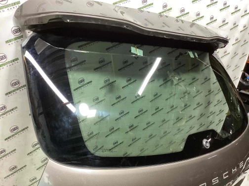 Стекло заднее, стекло крышки багажника 10258-011 Porsche Cayenne 958  95854501116 