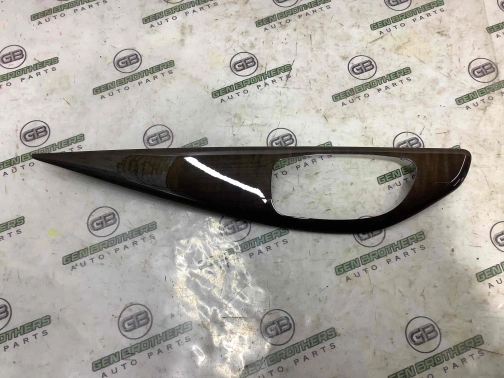 Обшивка дверей и карт 1069-011 Infiniti Q 50  829154GB0A 
