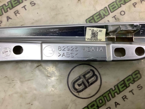 Обшивка дверей и карт 1069-012 Infiniti Q 50  829254GA1A 