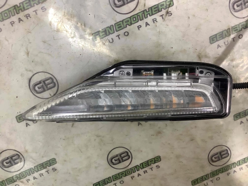 Фонарь (указатель/повторитель поворота, поворотник) 1069-131 Infiniti Q 50  261354GA1A 