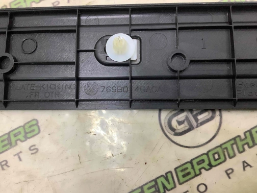Накладка порога 1069-345 Infiniti Q 50  769B04GA0A 