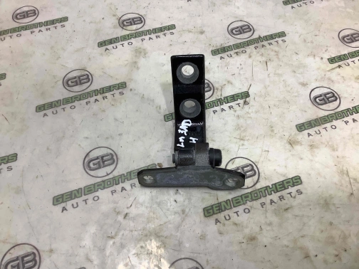 Петля дверей, замка дверей 1069-519 Infiniti Q 50  824214GA0A 