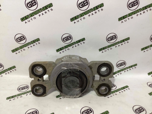 Подушка крепления КПП 1136-035 Land Rover Range Rover Evoque L538  LR024738 