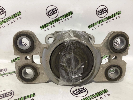 Подушка крепления КПП 1136-037 Land Rover Range Rover Evoque L538  LR024738 