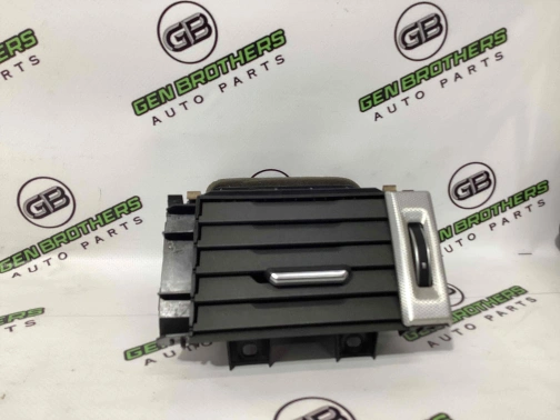 Дефлектор обдува салона 1136-055 Land Rover Range Rover Evoque L538  LR025055 