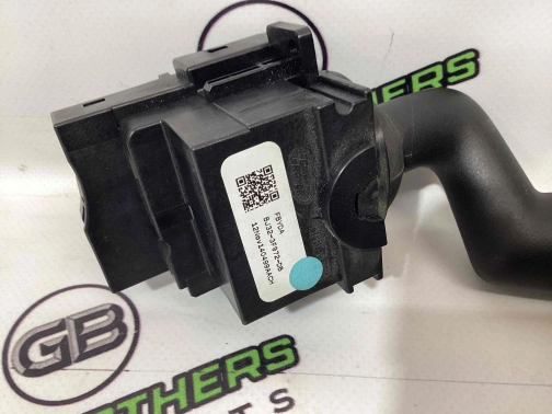 Переключатель подрулевой (бабочка) 1136-060 Land Rover Range Rover Evoque L538  LR024627 