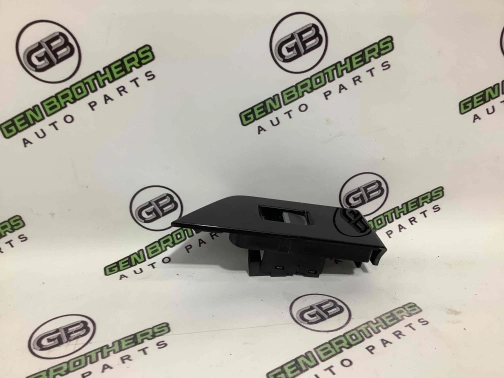 Кнопки управления стеклоподъемниками 1136-239 Land Rover Range Rover Evoque L538  LR028115 