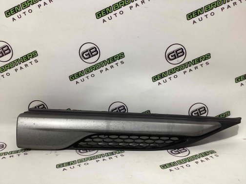 Молдинг крыла, решетка и жабры крыла 1136-253 Land Rover Range Rover Evoque L538  LR027315 