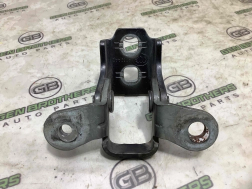 Петля дверей, замка дверей 1477-132 Dodge Journey  5067940AD 