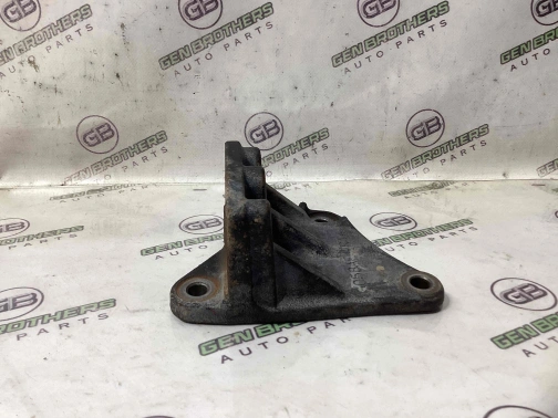 Кронштейн двигателя 1477-401 Dodge Journey  5171058AE 