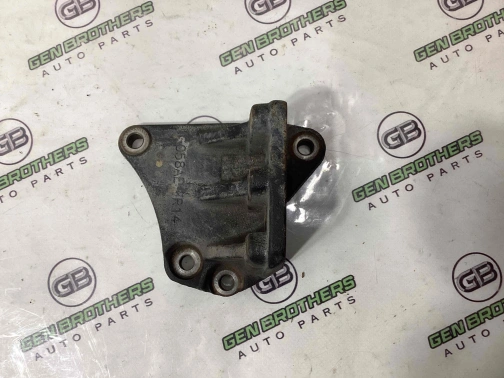 Кронштейн двигателя 1477-401 Dodge Journey  5171058AE 