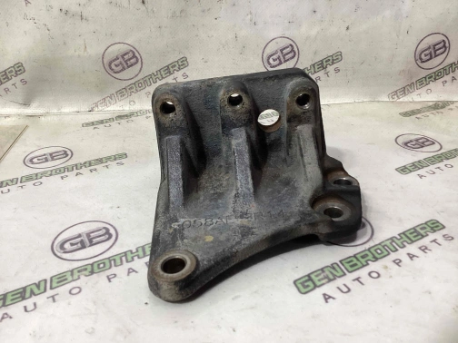 Кронштейн двигателя 1477-401 Dodge Journey  5171058AE 