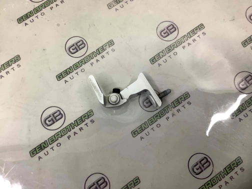 Петля дверей, замка дверей 1905-376 Audi a6  4G0831402C 