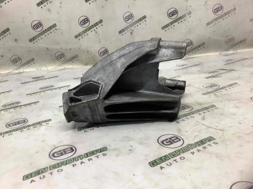 Кронштейн двигателя опорный 1905-651 Audi a6  8K0199307CC 