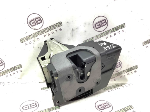 Замок двери передней правой 2167-366 Land Rover Discovery Sport L550  LR070437 