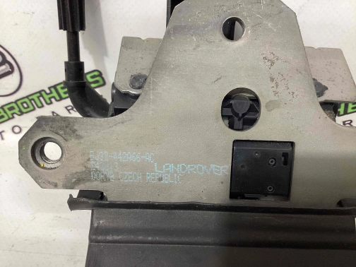 Замок багажника 2397-182 Land Rover Range Rover Evoque L538  LR025420 
