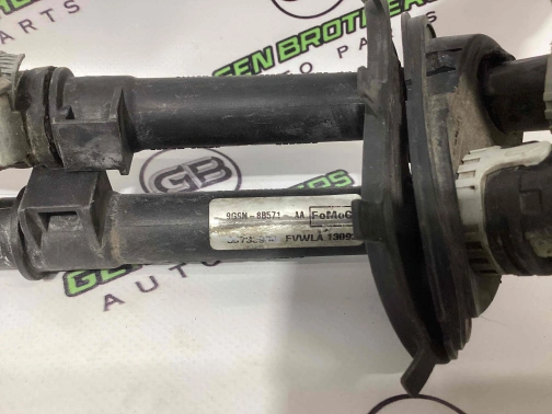 Патрубок (трубопровод, шланг) 2397-306 Land Rover Range Rover Evoque L538  LR004075 