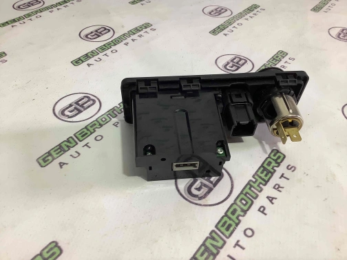 Розетка Usb, разъем 2397-312 Land Rover Range Rover Evoque L538  LR025882 