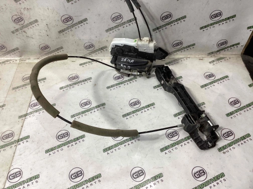 Замок двери передней правой 2540-193 Nissan Maxima A36  805004RA0D 